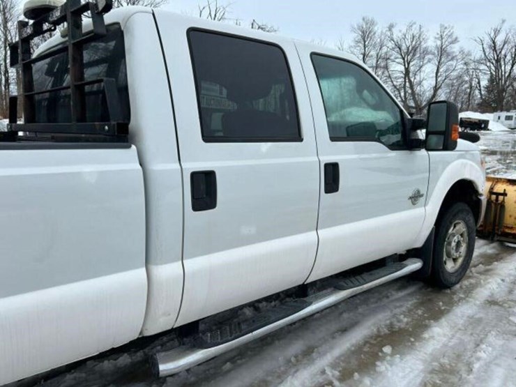 2011-ford-f350-image-46