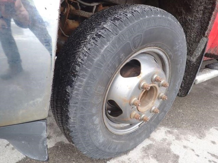 2019-chevrolet-silverado-3500hd-image-107