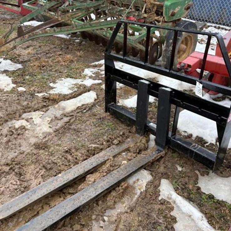 Kivel 48in Pallet Fork Attachment