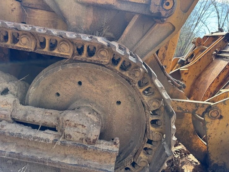 international-100e-image-9