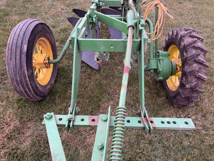 john-deere-14-image-10