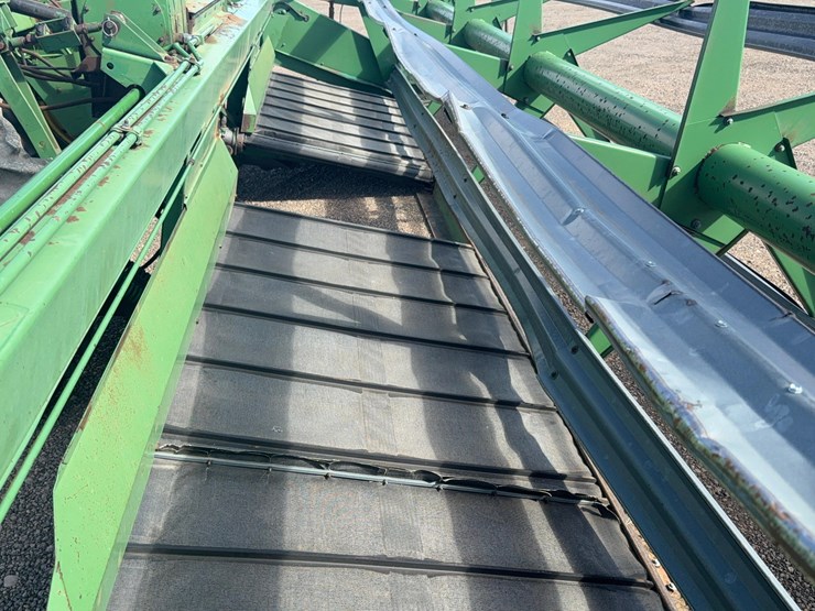 john-deere-2320-image-8