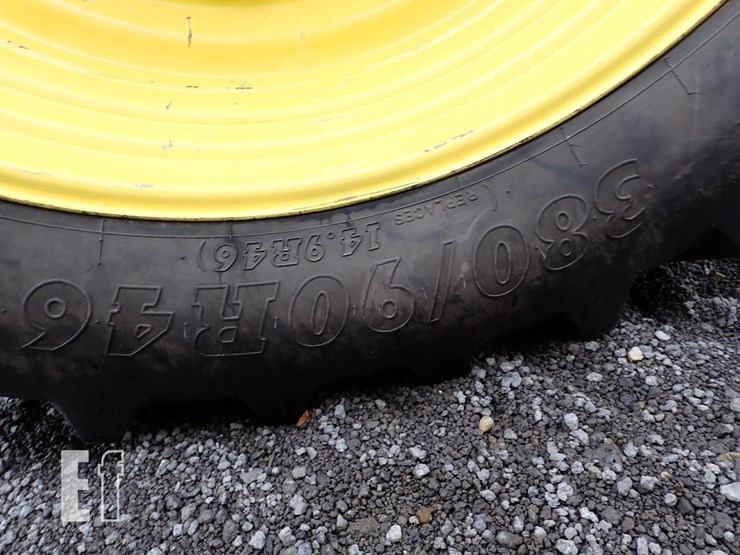 john-deere-7130-premium-image-9