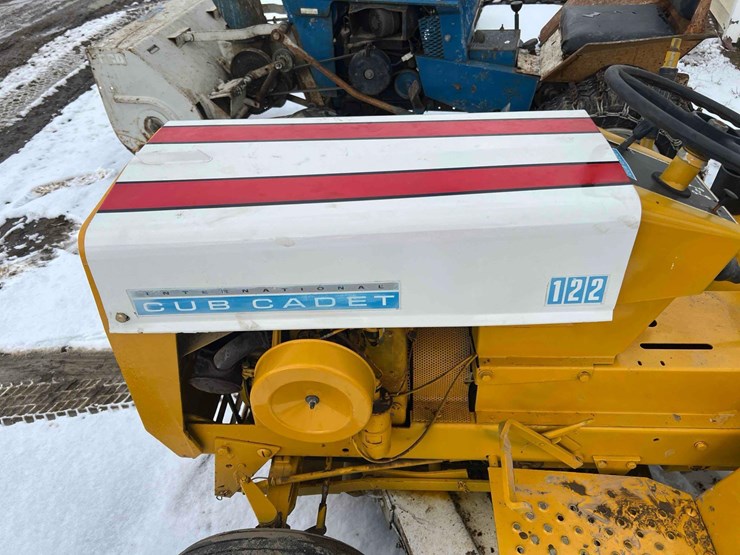 cub-cadet-122-image-7