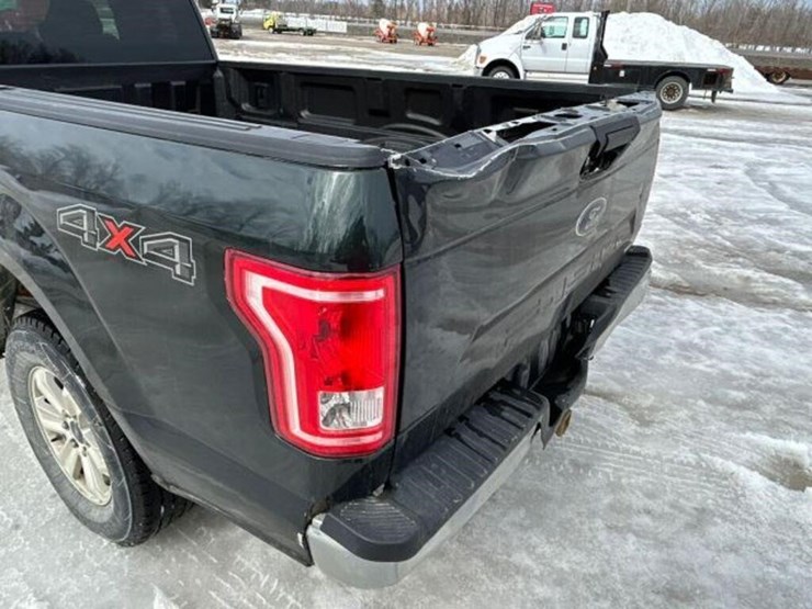 2016-ford-f150-xlt-image-36