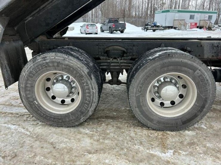 2017-western-star-4700-image-72