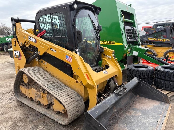 2021-caterpillar-259d3-image-27