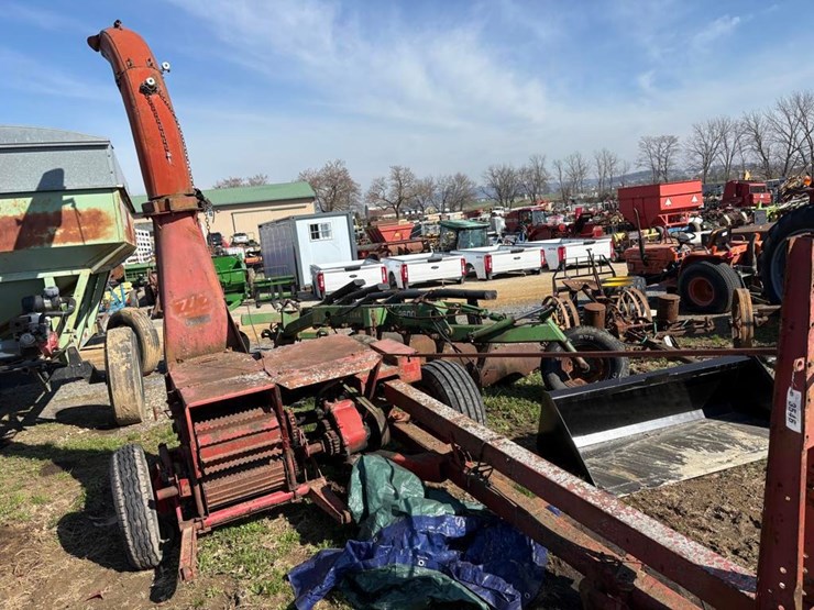 new-holland-717-image-2