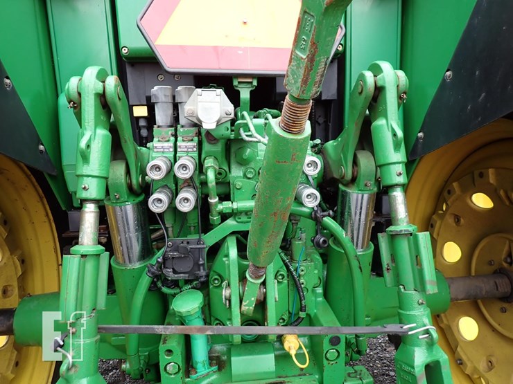 john-deere-7130-premium-image-12