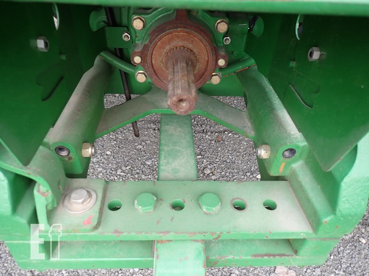 john-deere-8260r-image-17
