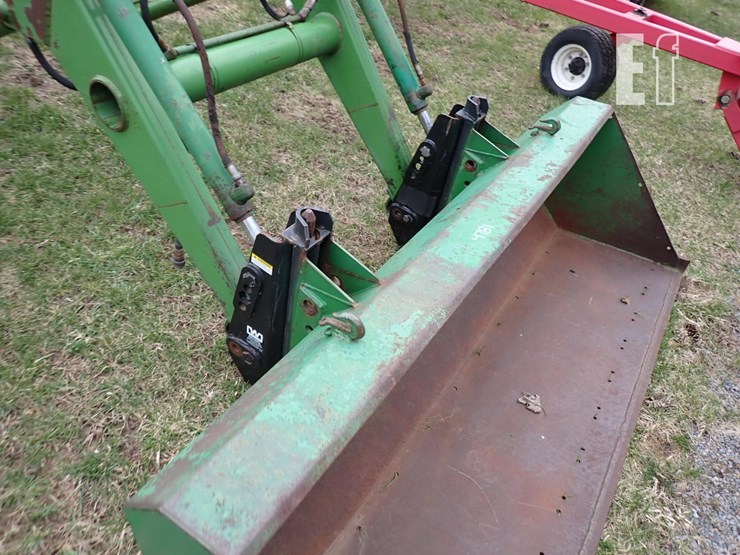 john-deere-148-image-3