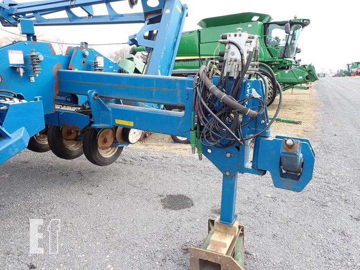 kinze-3800-image-4
