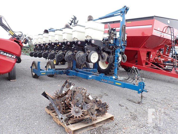 kinze-3500-image-2