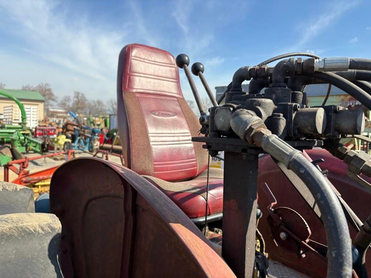 massey-ferguson-44-image-11