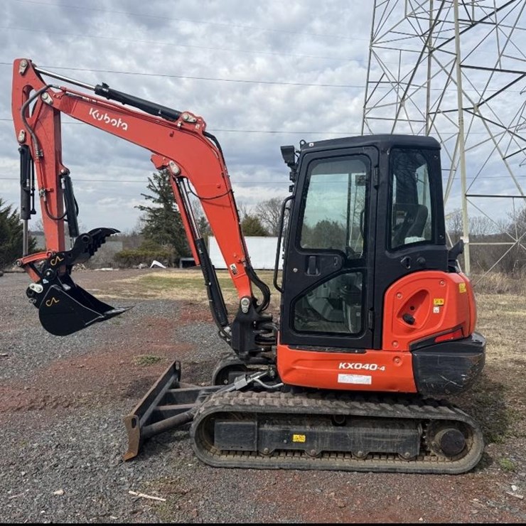 2024 KUBOTA KX040-4