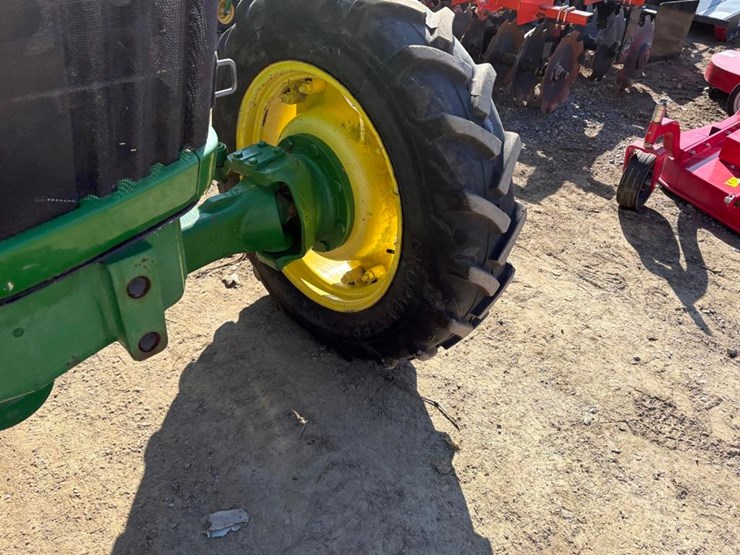 john-deere-5065e-image-11