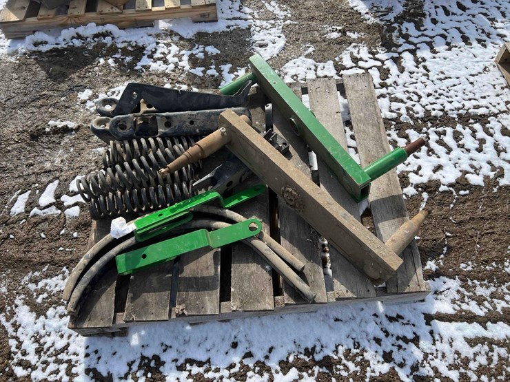 john-deere-680-image-2