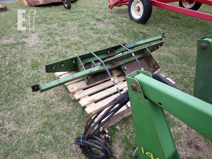 john-deere-148-image-5