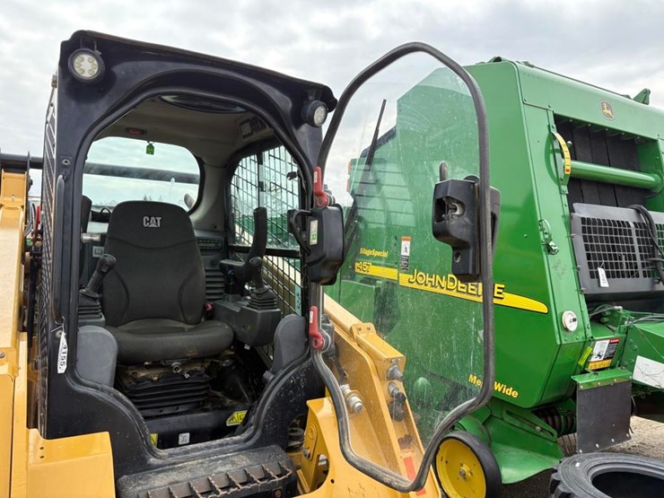 2021-caterpillar-259d3-image-39