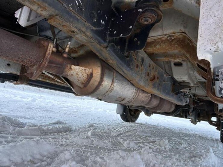 2015-ford-f550-xl-image-45