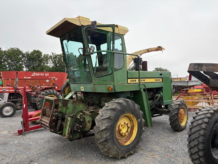john-deere-5400-image-2