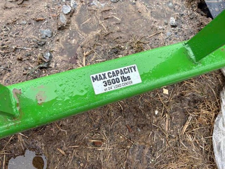 john-deere-kivel-pallet-fork-attachment-image-4