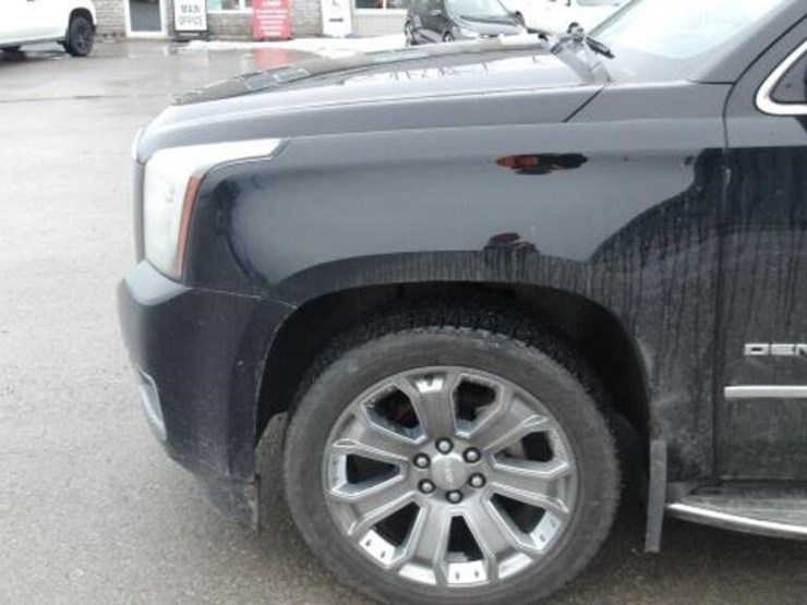 2016-gmc-yukon-denali-image-88