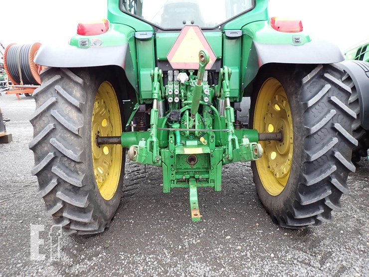 john-deere-7130-premium-image-10