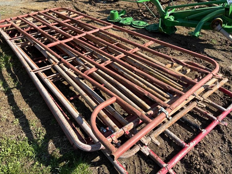 12ft-cattle-gate-image-3