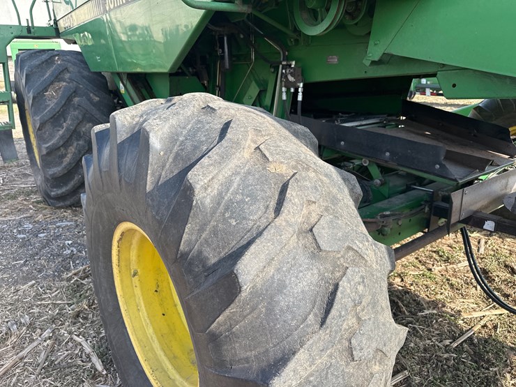 1992-john-deere-9500-image-11