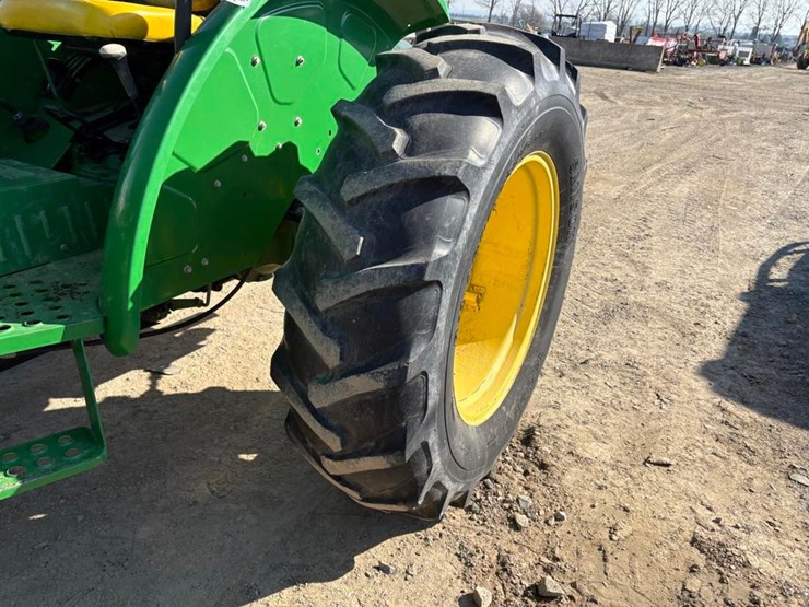 john-deere-5065e-image-12