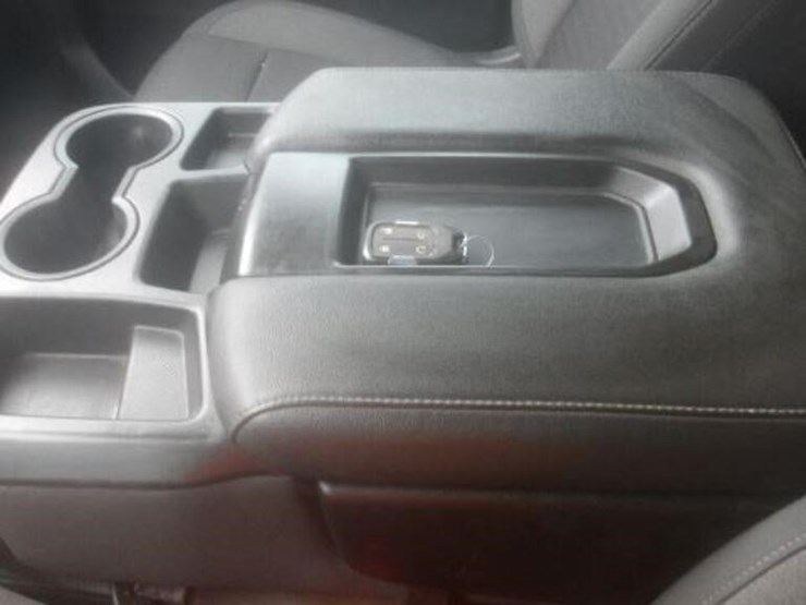 2022-gmc-2500hd-image-21