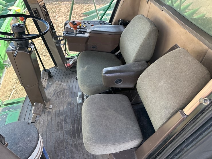 1992-john-deere-9500-image-6