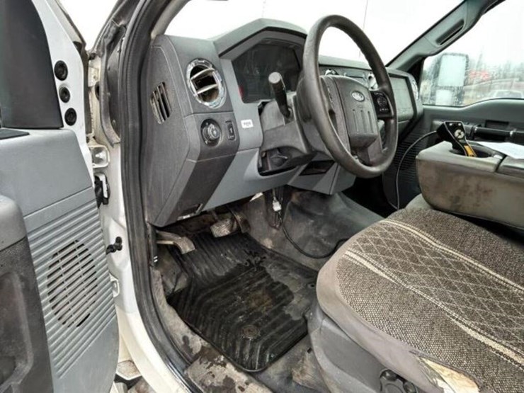 2011-ford-f350-image-20