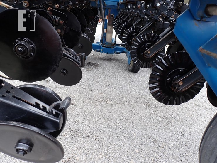 kinze-3600-image-11