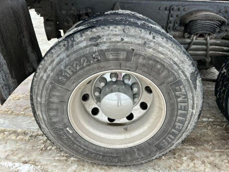 2017-western-star-4700-image-74