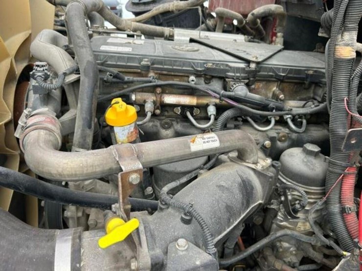 2017-western-star-4700-image-29