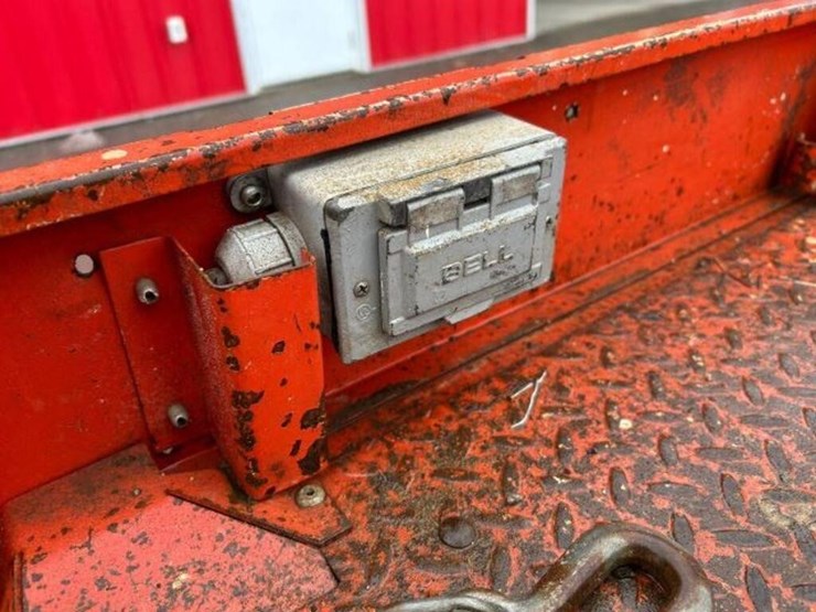 2009-skyjack-sjiii3219-image-11