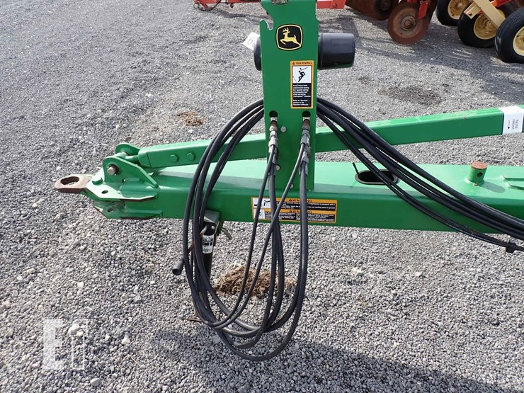 john-deere-2210l-image-17