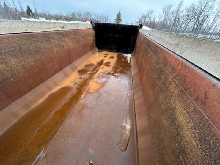 2017-western-star-4700-image-49