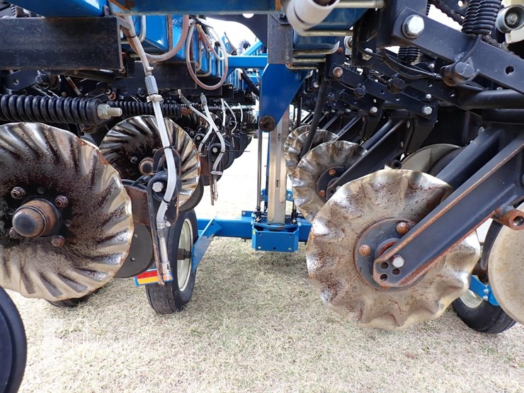 kinze-3500-image-10