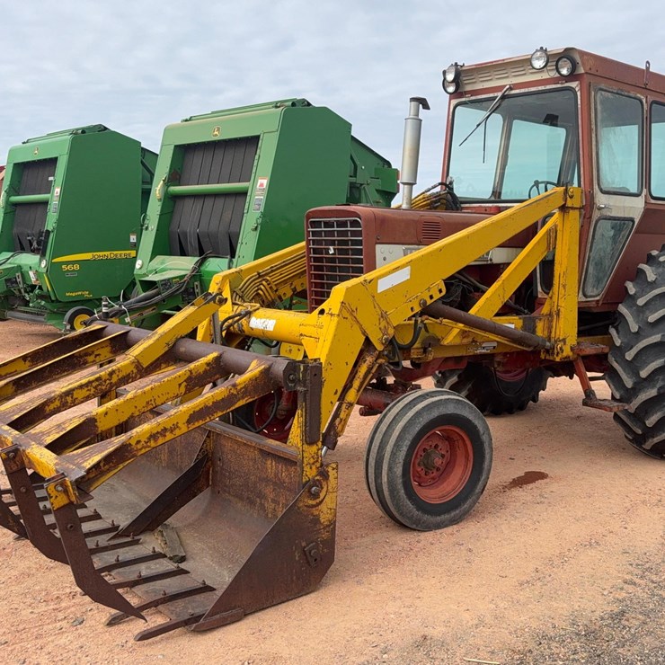 1971 INTERNATIONAL 656