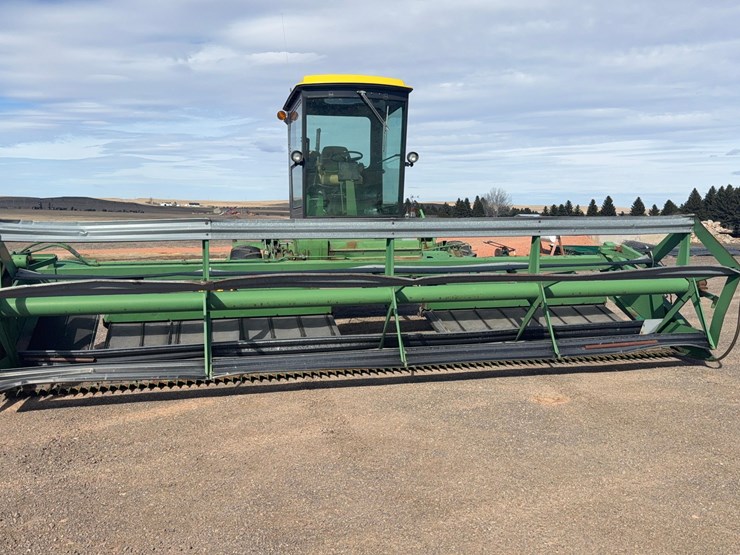 john-deere-2320-image-5