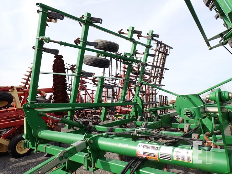 john-deere-2210l-image-16