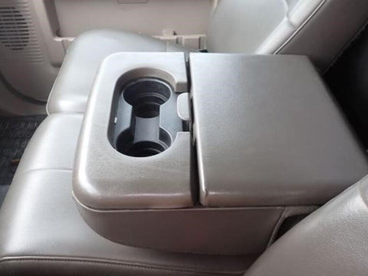 2010-ford-f250-image-19