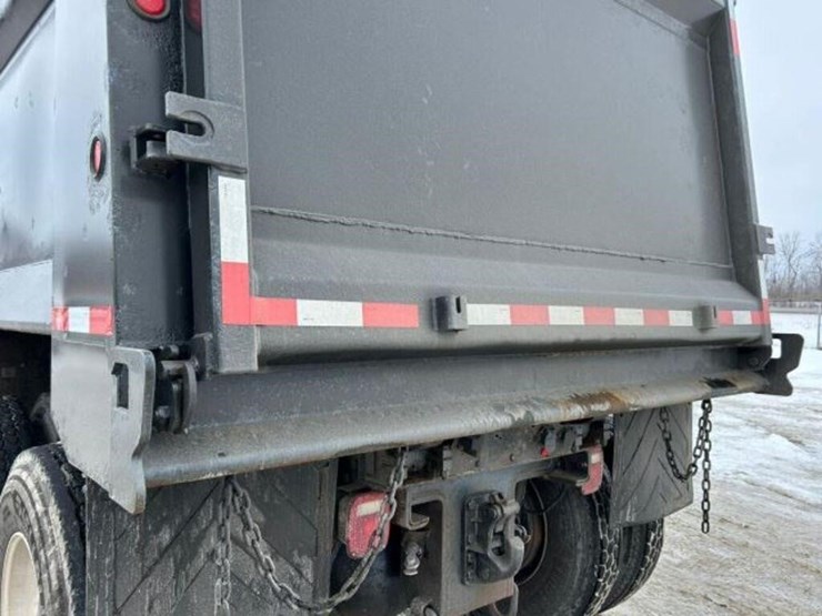 2017-western-star-4700-image-44