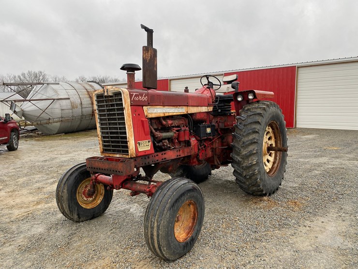 farmall-1206-image-3