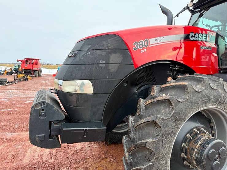 case-ih-magnum-380-rowtrac-image-29