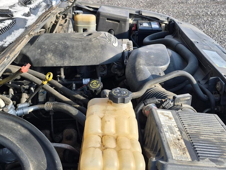 2002-chevrolet-1500-image-53