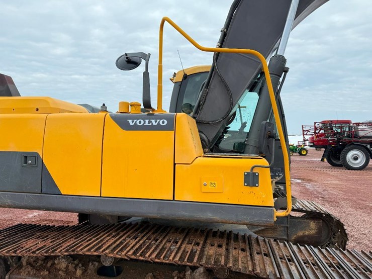 volvo-ec220dl-image-21
